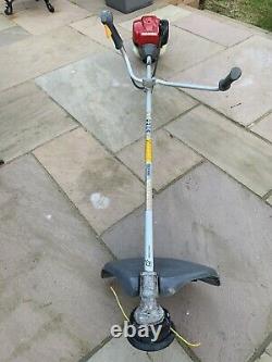 Honda UMK435E 4 Stroke Petrol Strimmer