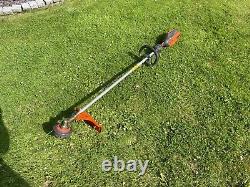 Husqvarna 525ilxt battery powered strimmer brushcutter