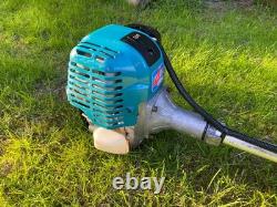 Makita BCX3400 Petrol Strimmer/Brushcutter 4 STROKE PLEASE READ FULL DESCRIPTION