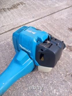 Makita Em4351uh Petrol Strimmer. Blade Fitted 4 Stroke
