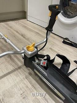 Petrol trimmer/strimmer 33cc