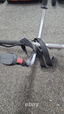 Spear & Jackson S366CBC 2-in-1 Brush + Grass Cutter /w 2× Batteries + charger