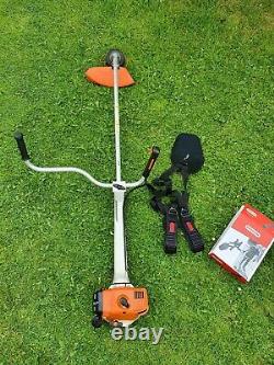 Stihl FS 400 Professional Heavy Duty Strimmer, brushcutter 40.2cc Petrol 2stroke