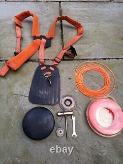 Tanaka PM-35 Strimmer / Brushcutter Heavy Duty with extras