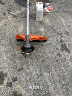 Débroussailleuse Stihl FS 131, harnais à fil de coupe, 2018