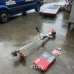 Débroussailleuse Stihl FS 460 CEM avec harnais de cordon, environ 2019