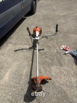 Débroussailleuse Stihl FS 460 CEM avec harnais et fil de coupe