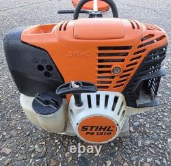 Débroussailleuse à essence Stihl FS 131, modèle 2024 FS131R