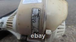 Débroussailleuse coupe-bordure à corne de vache Stihl FS90 avec harnais de débroussaillage