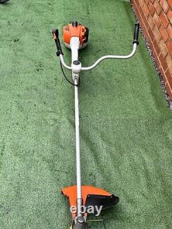 Débroussailleuse/coupe-bordures Stihl fs 410c Bien Utilisé et Entretenu