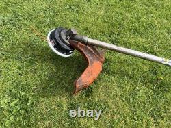 Débroussailleuse/coupe-bordures à essence STIHL FS55R 27,2 cm³
