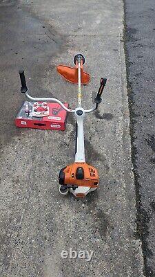 Débroussailleuse coupe-broussailleuse Stihl FS 460 CEM avec harnais de corde, environ 2021