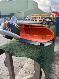 Débroussailleuse sans fil à batterie Stihl FSA130R coque de coupe d'herbe