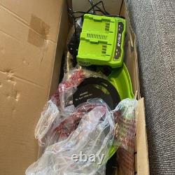 Greenworks GD24X2BCBK4x Débroussailleuse sans fil avec poignée de vélo et 2x batteries 24V 4Ah