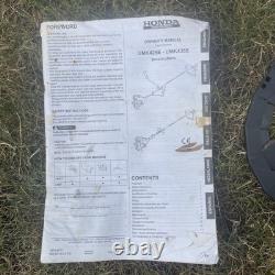 Honda UMK 425E Débroussailleuse à moteur 4 temps essence avec accessoires. Légèrement utilisée.