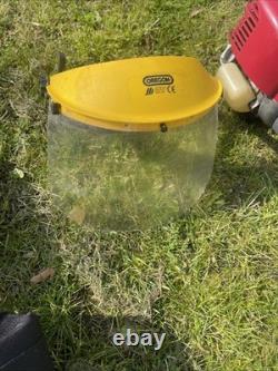 Honda UMK 425 E Débroussailleuse/Tronçonneuse à essence 4 temps