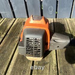 Husqvarna 543 RS Débroussailleuse à essence à deux temps avec poignées de vélo 543RS