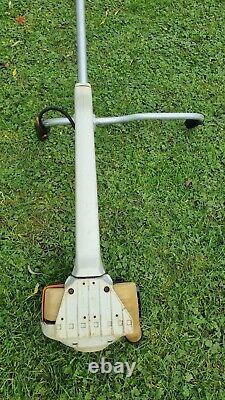 STIHL FS400 Professionnel, Débroussailleuse Robuste, Coupe-bordures Puissante 41,6CC FS450