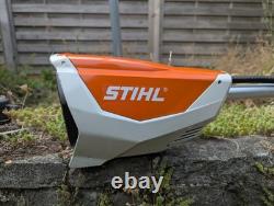 STIHL FSA 130 Débroussailleuse sans fil, corps seul, en état de marche. 1 des 2 unités