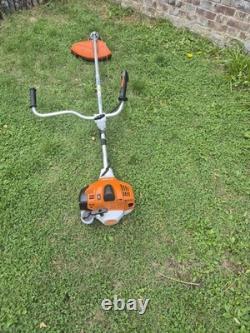 Stihl FS 240C Débroussailleuse Professionnelle à Essence / Coupe-bordures Année 2023