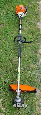 Stihl Fs100 Essence Débroussailleuse Tondeuse À Gazon. Bon État De Fonctionnement. Sans Frais De Port