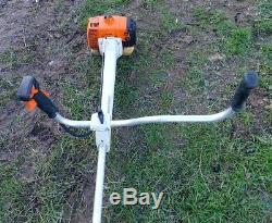 Stihl Fs400 Essence Débroussailleuse Tondeuse À Gazon. Bon État De Fonctionnement