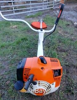 Stihl Fs400 Essence Débroussailleuse Tondeuse À Gazon. Bon État De Fonctionnement
