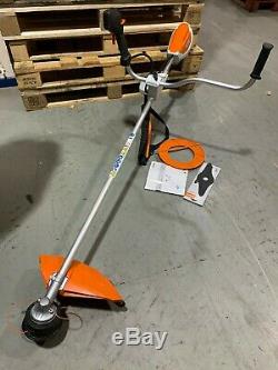 Stihl Fsa 130 36v Batterie Débroussailleuse / Débroussailleuse Boîtier Nu Ex Demo Utilisé Une Fois